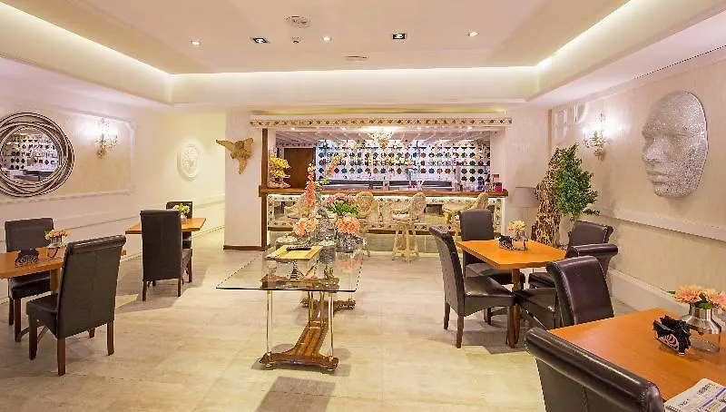 Sercotel Hotel President Figueras 4*,